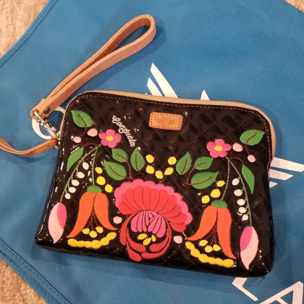 Consuela La Reina Clutch